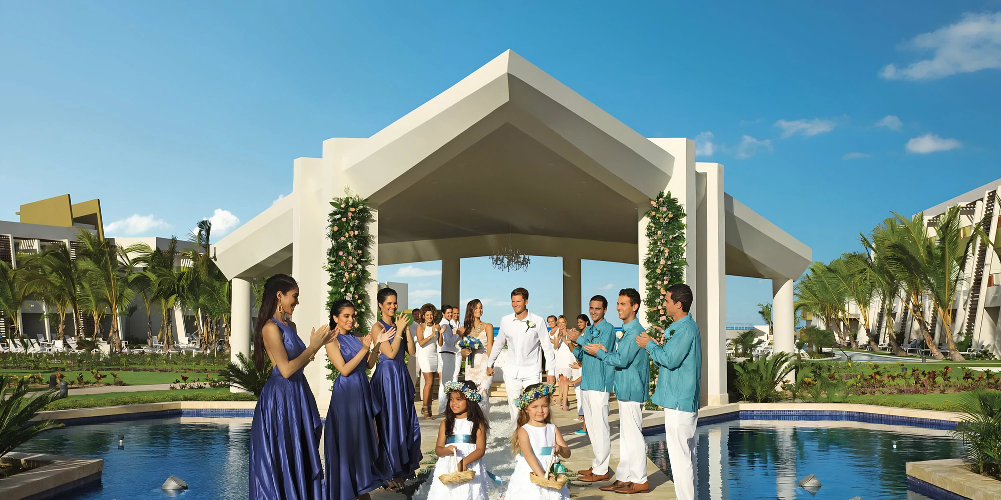 Dreams Onyx Wedding Gazebo 2000X1000